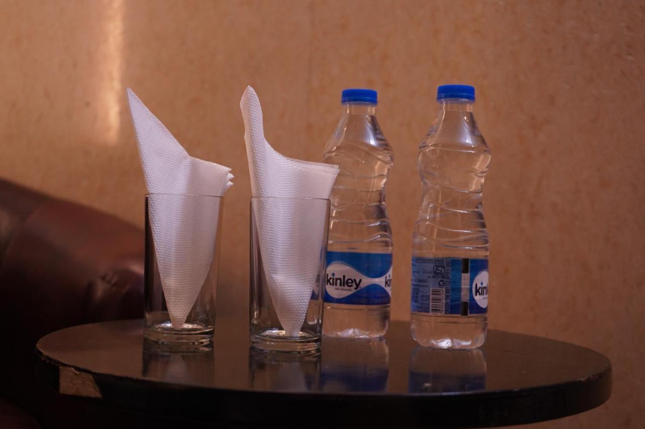 Hotel O Delhi, Near Karol Bagh Main Market And Metro Station New Delhi Luaran gambar