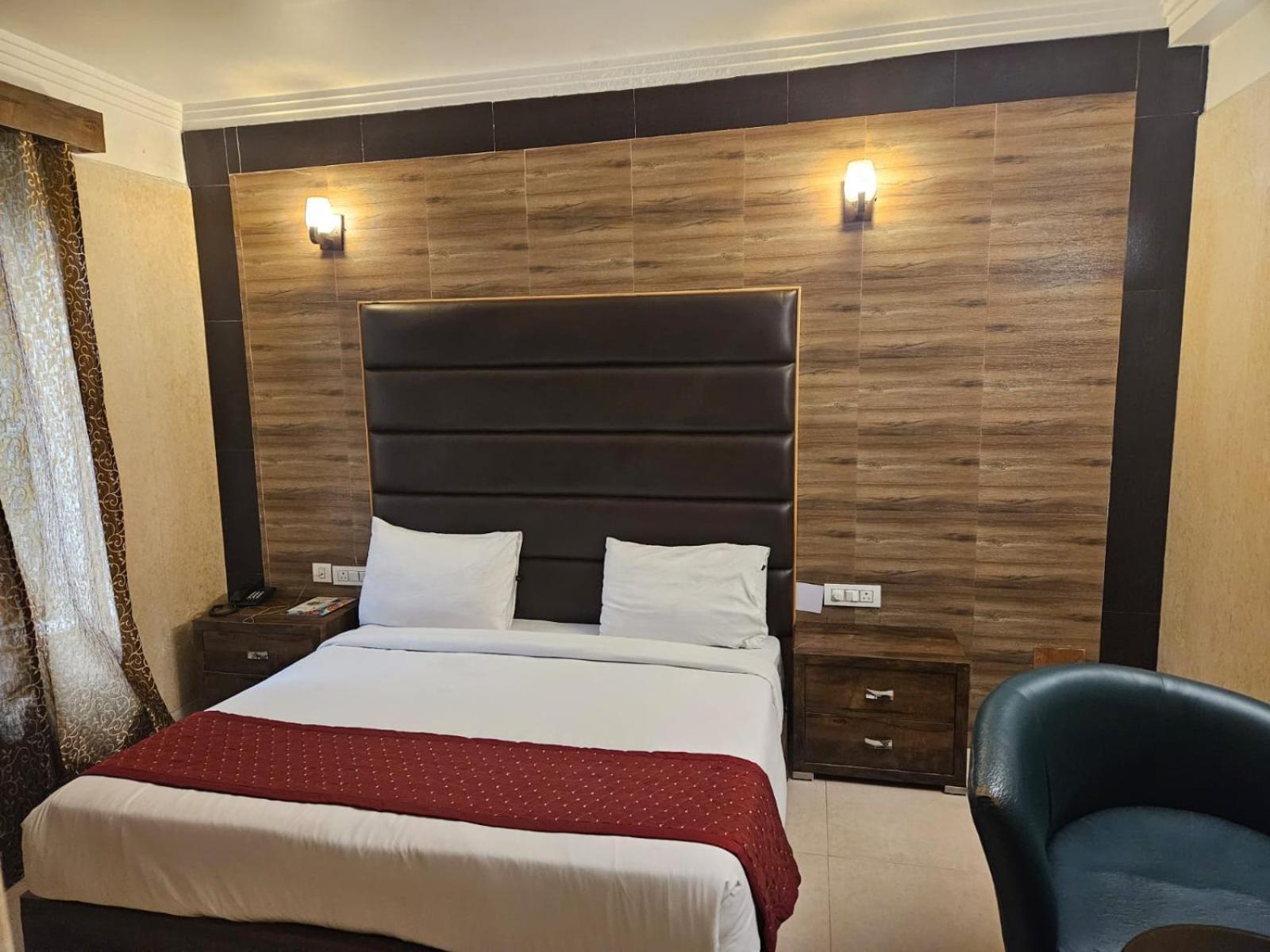 Hotel O Delhi, Near Karol Bagh Main Market And Metro Station New Delhi Luaran gambar